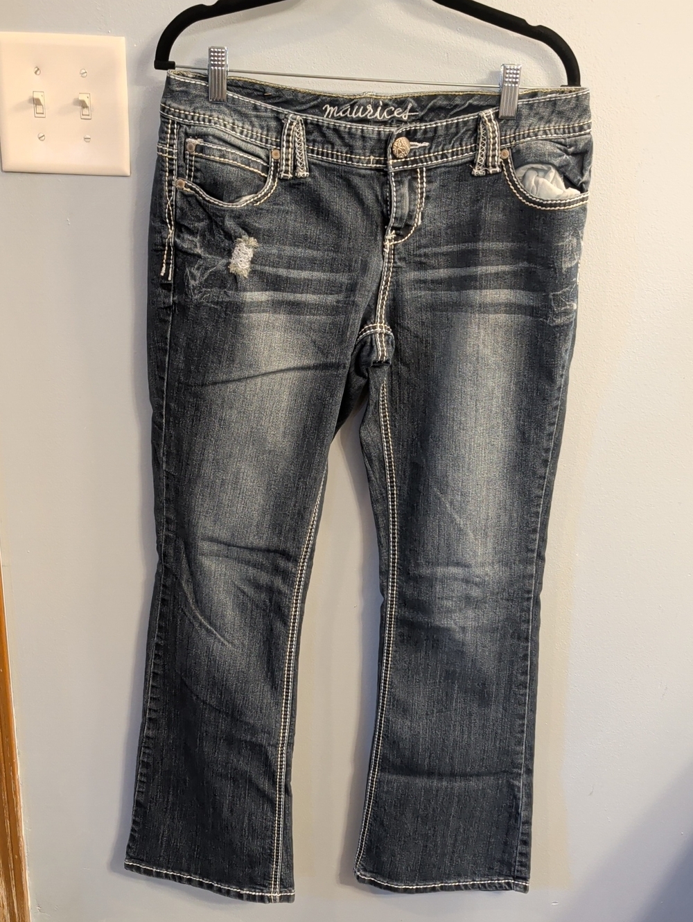 🍉Maurices Dark Wash Bootcut Jeans with Distressed Detail